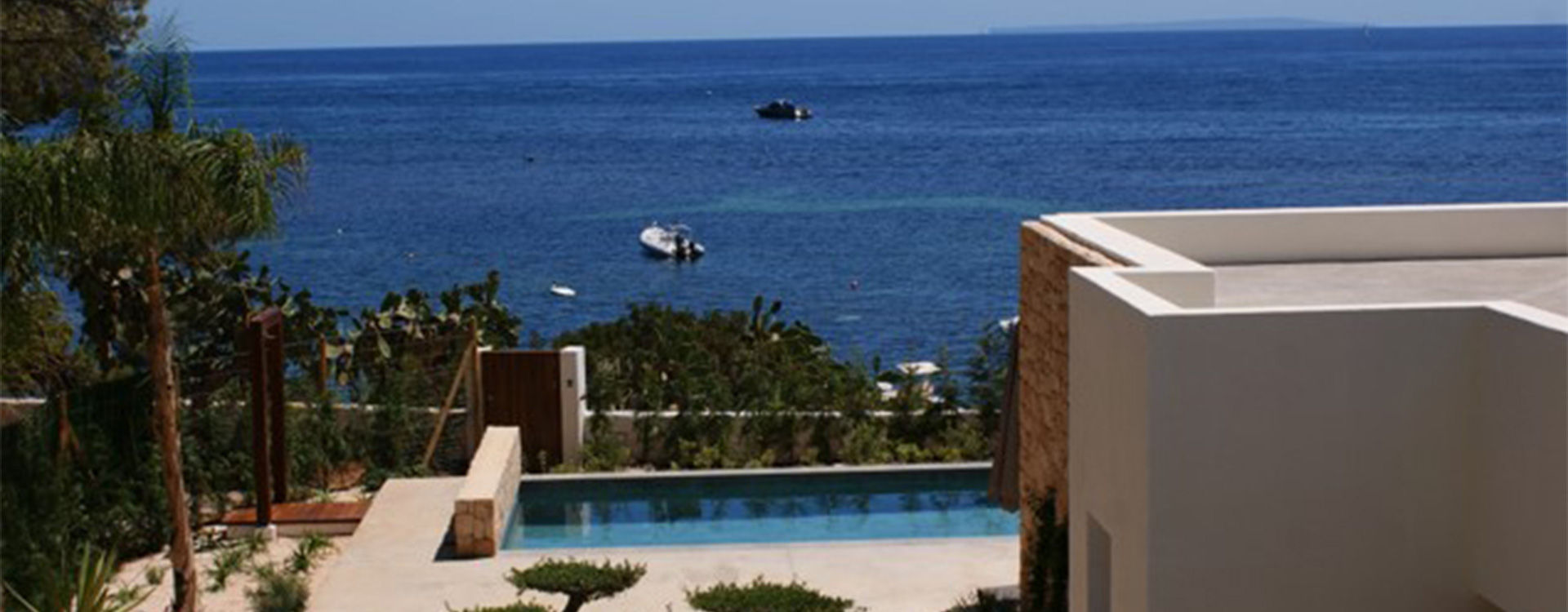 Villa Higueras Ibiza met zeezicht te huur