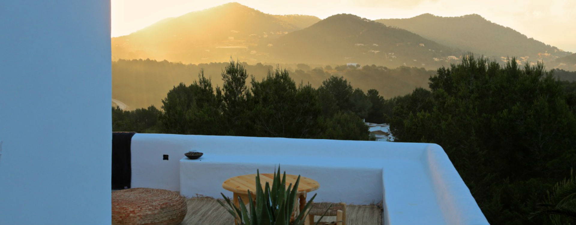 villa madreselva, authentic finca, renovated finca in Ibiza for rent